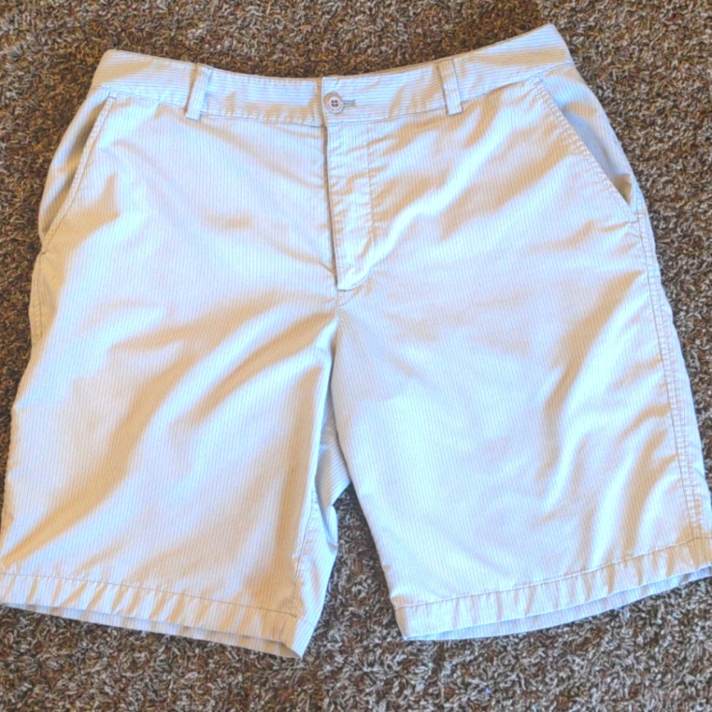 Men's under armour shorts 34